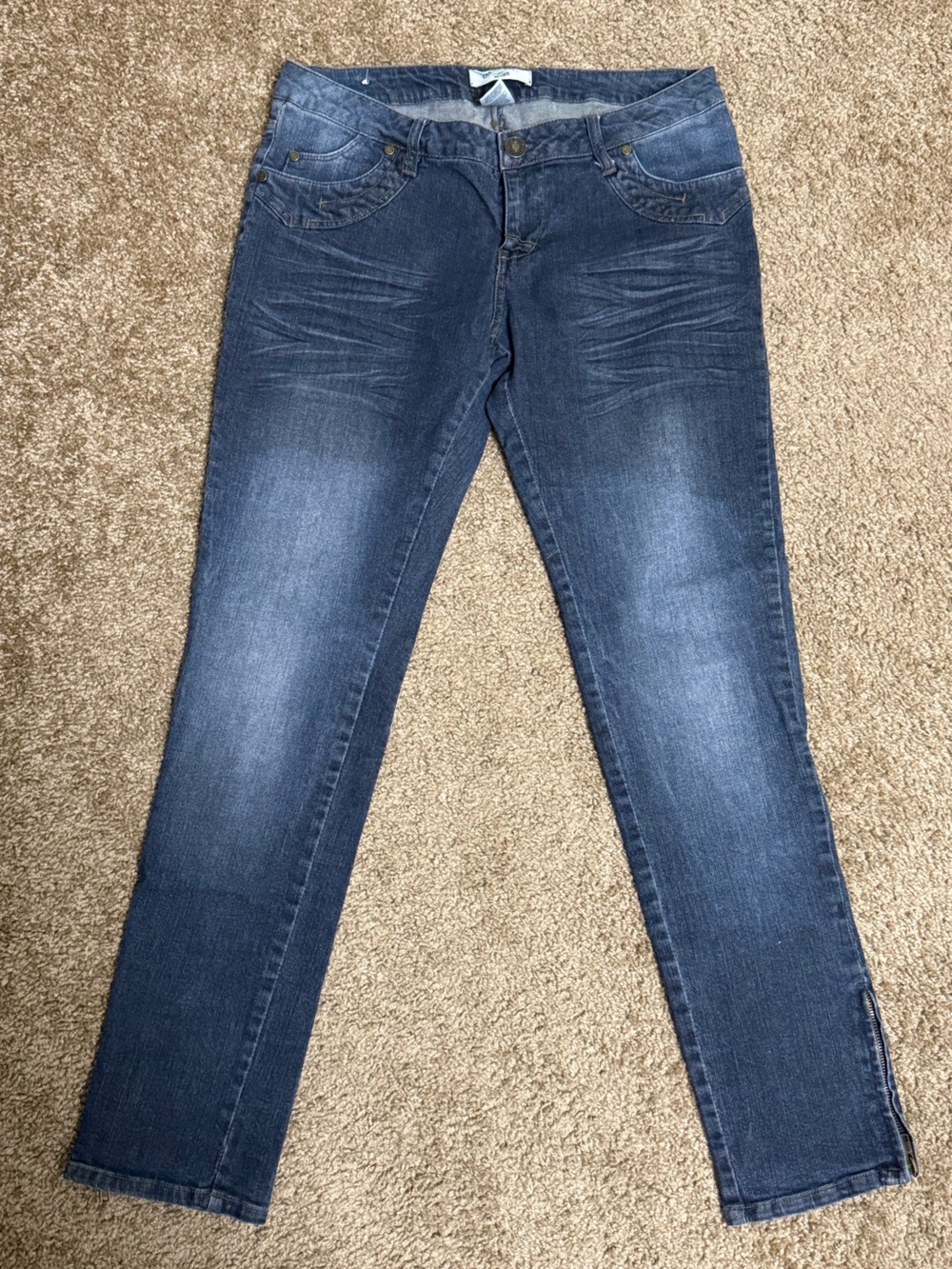 Canyon River Blues Women's Indigo Skinny Jeans